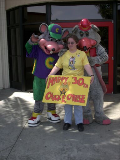 Chuck E Cheese Dress Code